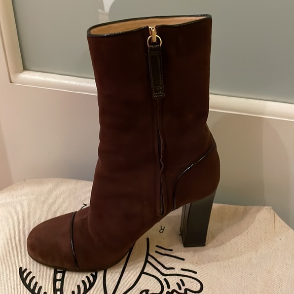 Women’s size 5B, 3 inches tall - Picture 2 of 7